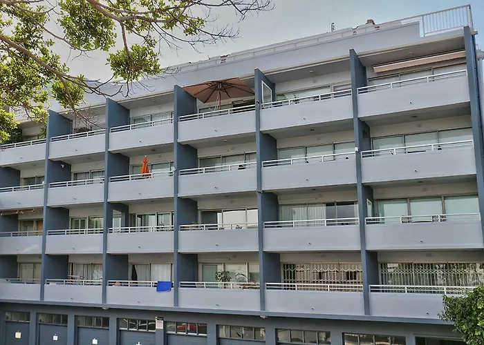 Clifton Suites
